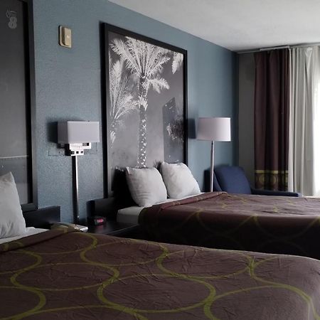 דניה ביץ' Super 8 Motel By Wyndham Near Fort Lauderdale Arpt מראה חיצוני תמונה